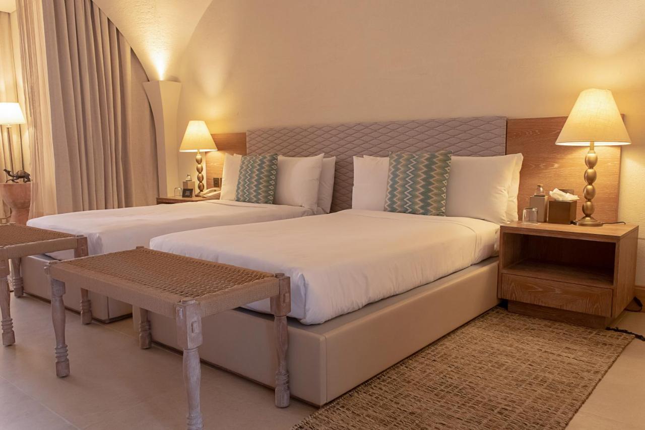 Liwa Hotel Mezairaa Extérieur photo
