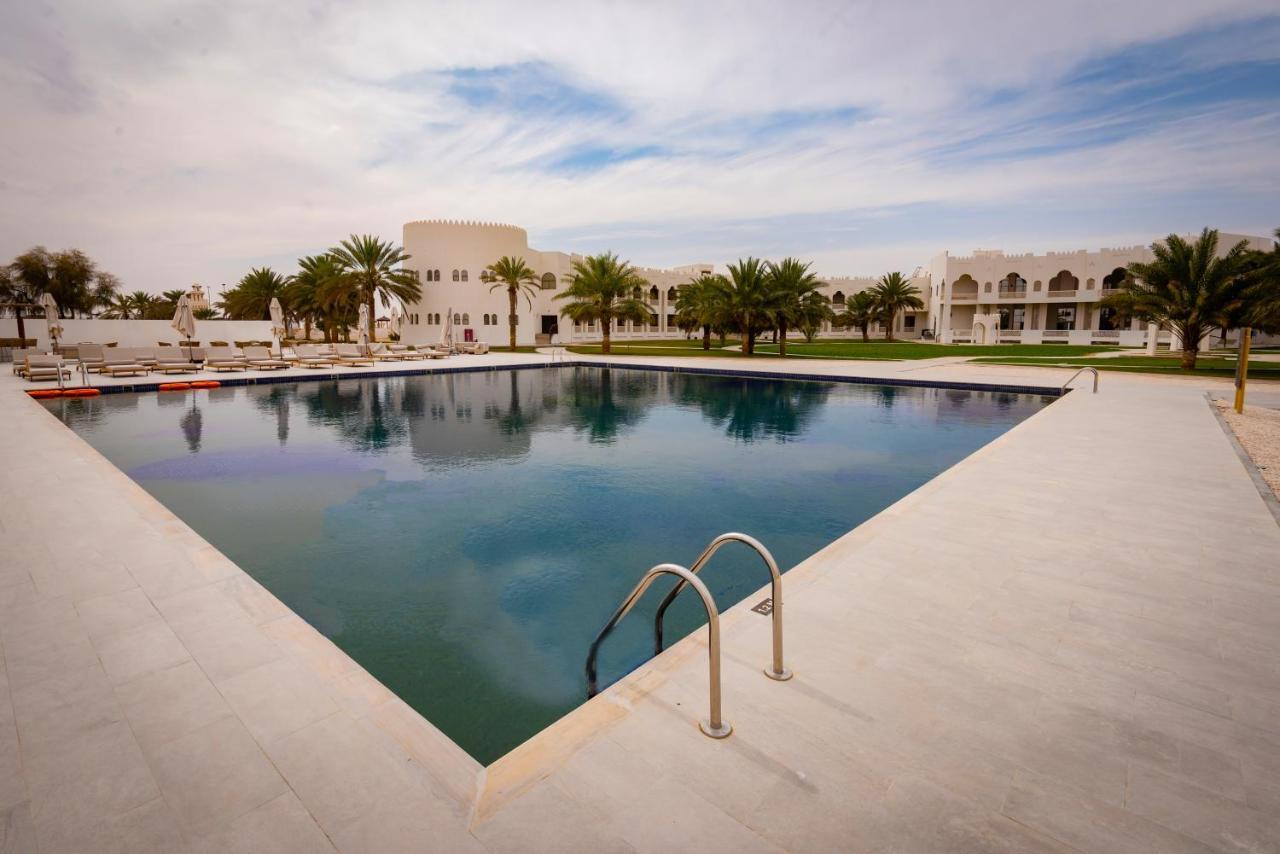 Liwa Hotel Mezairaa Extérieur photo