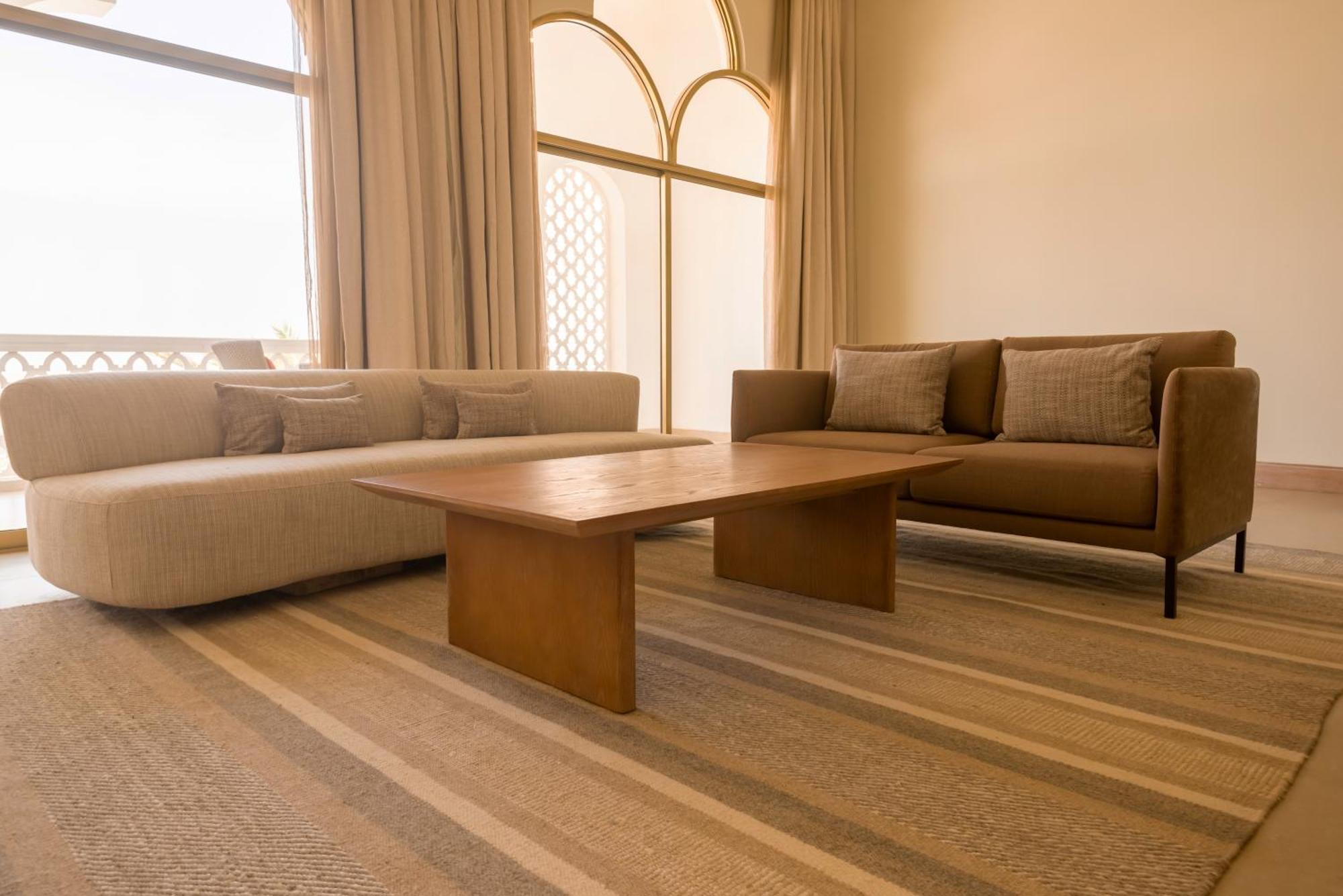 Liwa Hotel Mezairaa Extérieur photo