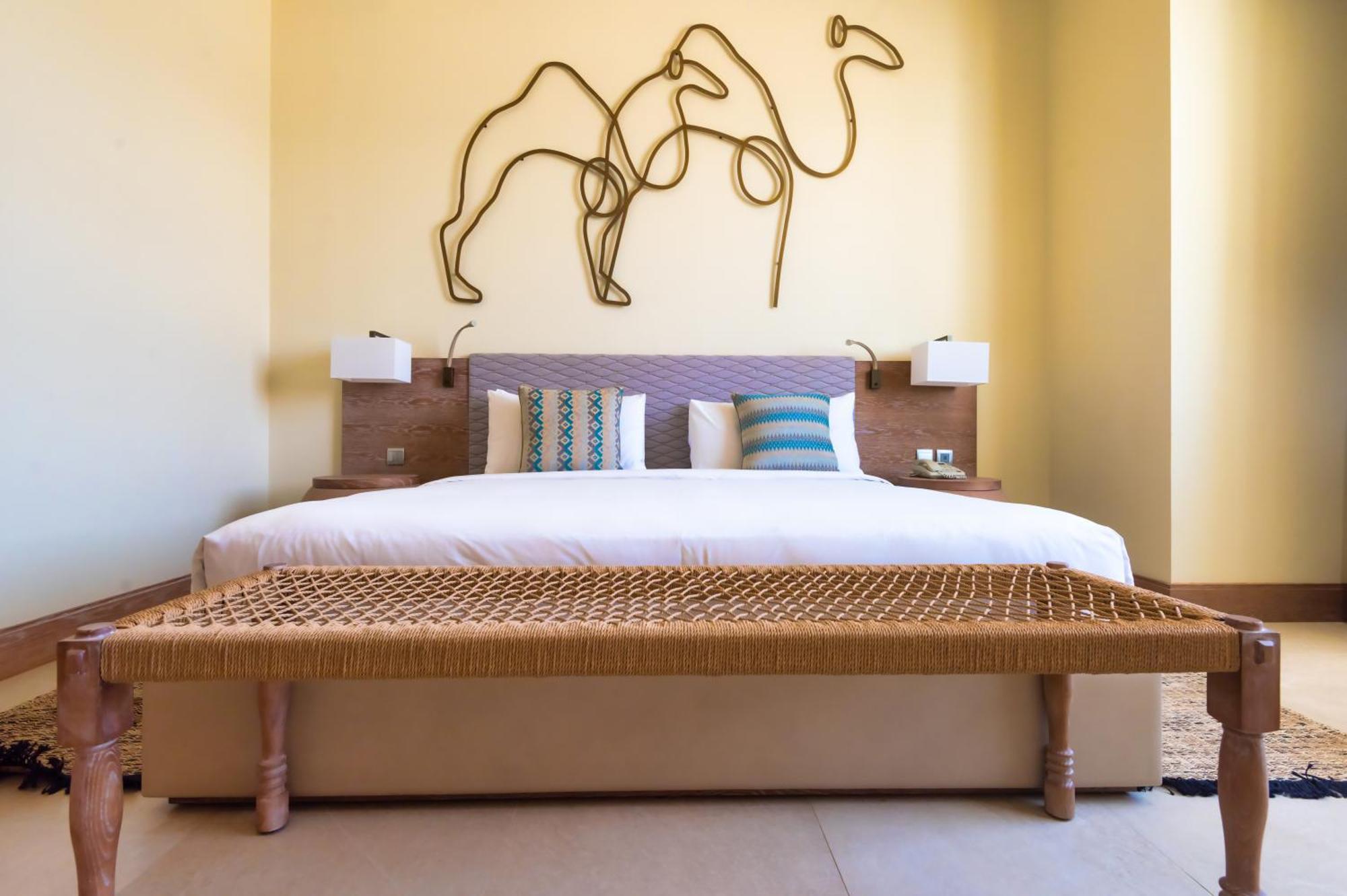 Liwa Hotel Mezairaa Extérieur photo