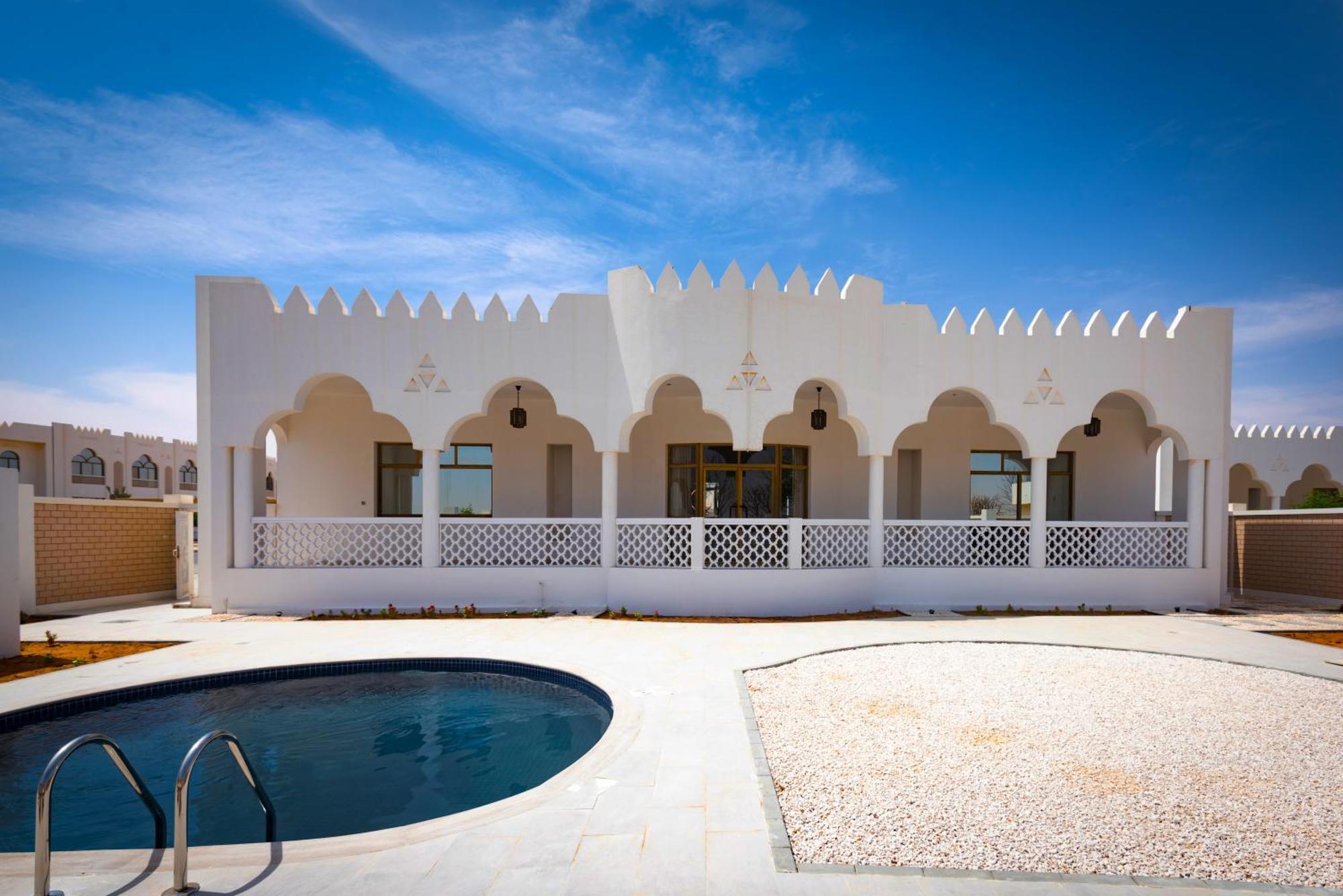 Liwa Hotel Mezairaa Extérieur photo