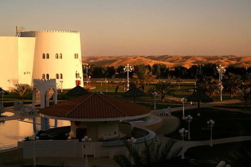 Liwa Hotel Mezairaa Extérieur photo