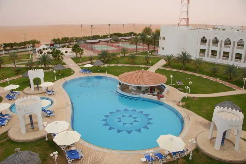 Liwa Hotel Mezairaa Extérieur photo